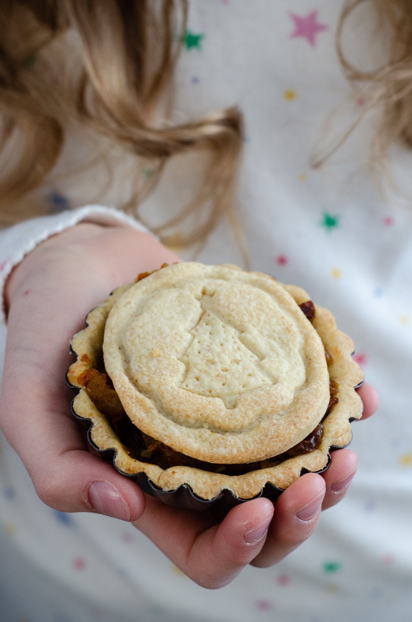 Festive Mince Pies with a Twist: A Fun Family Baking Activity