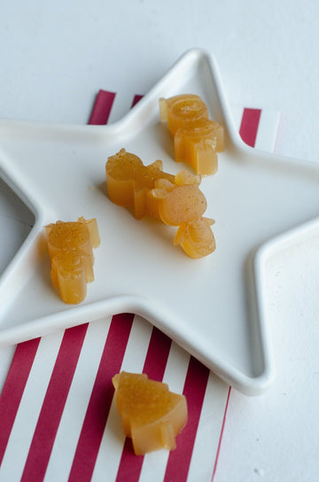 Homemade Spiced Apple Gummies: A Fun and Healthy Treat