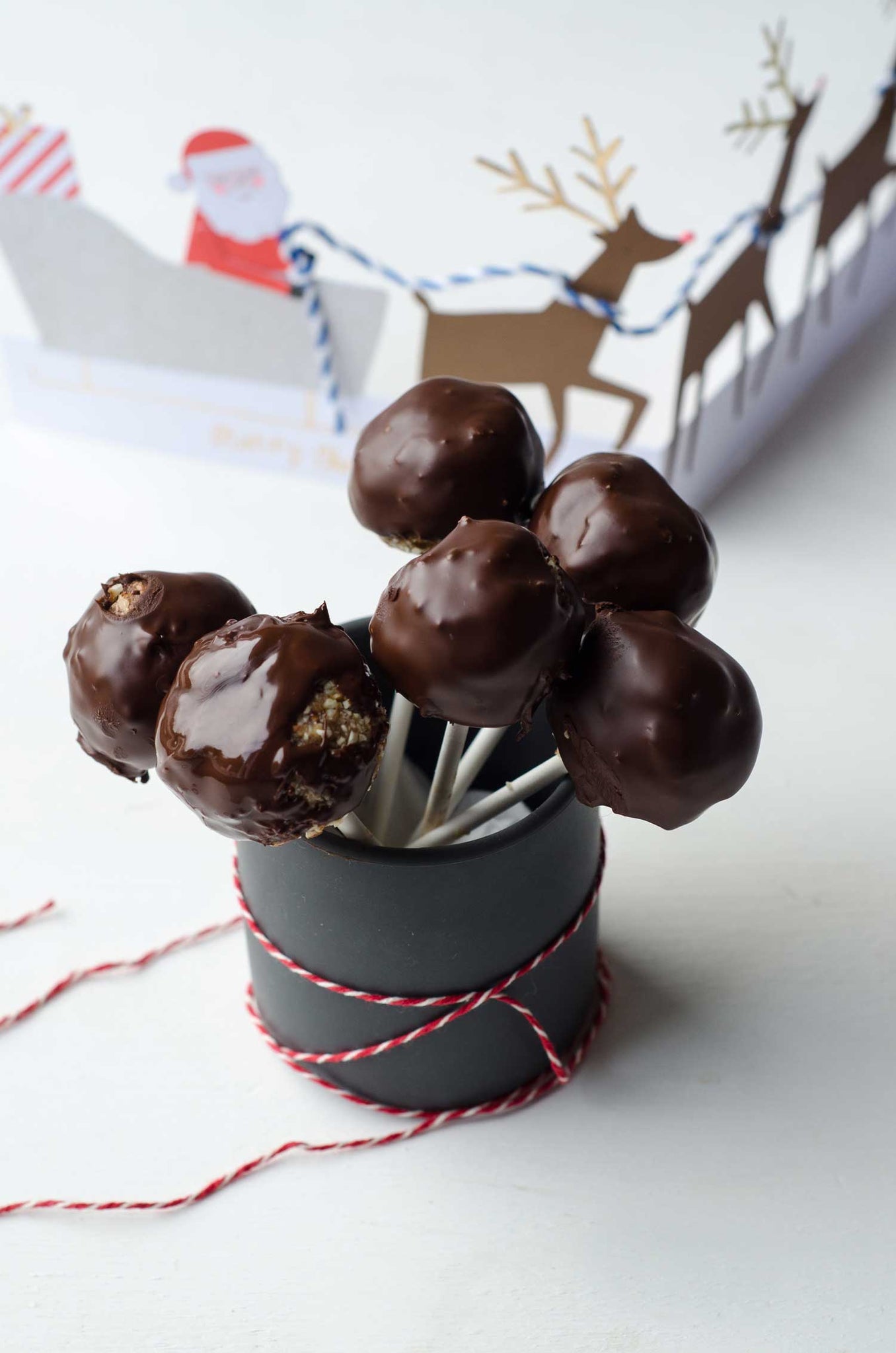 Healthy Christmas Cake Pops for Kids