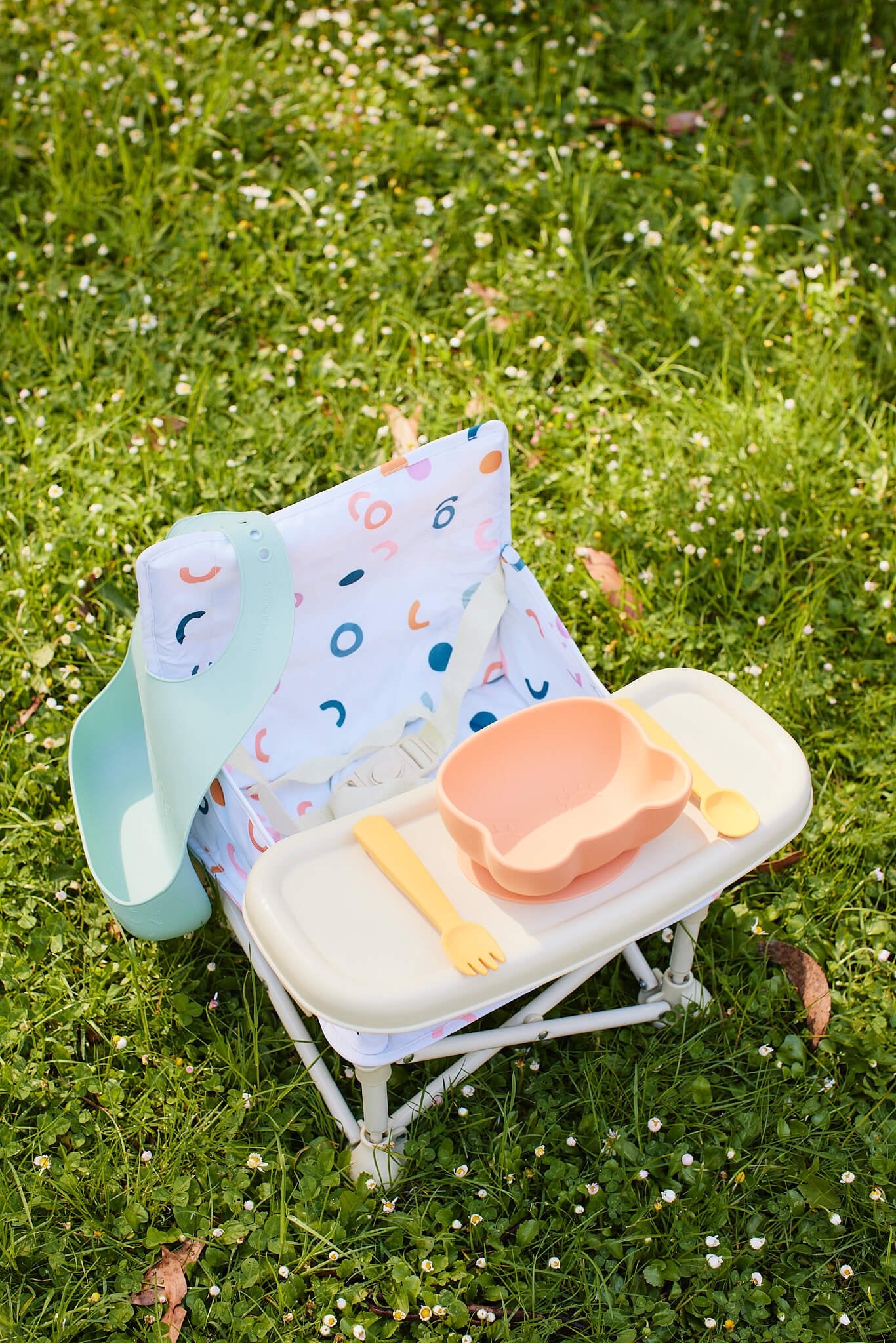 We Might Be Tiny x Izimini Baby Chair & Baby Feeding Set